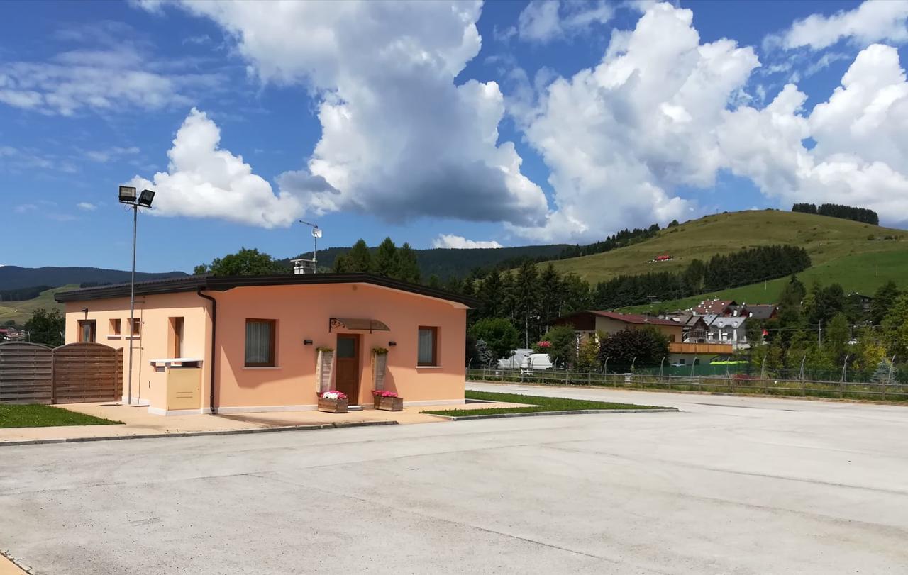 B&B 3409Ft Aeroporto Asiago Exterior photo